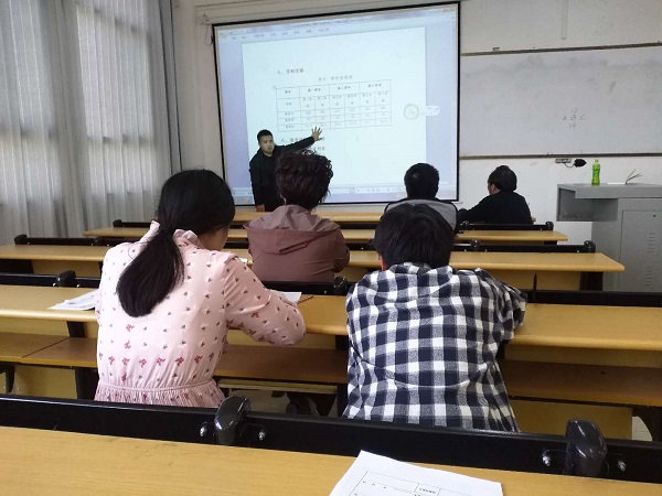 关于mk体育（中国）官方网站方案的探讨、修订的教研活动(图2)