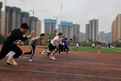 礼赞百年,筑梦青春——mk体育(中国)官方网站第七届田径运动会(图6) 礼赞百年,筑梦青春——mk体育(中国)官方网站第七届田径运动会(图6)