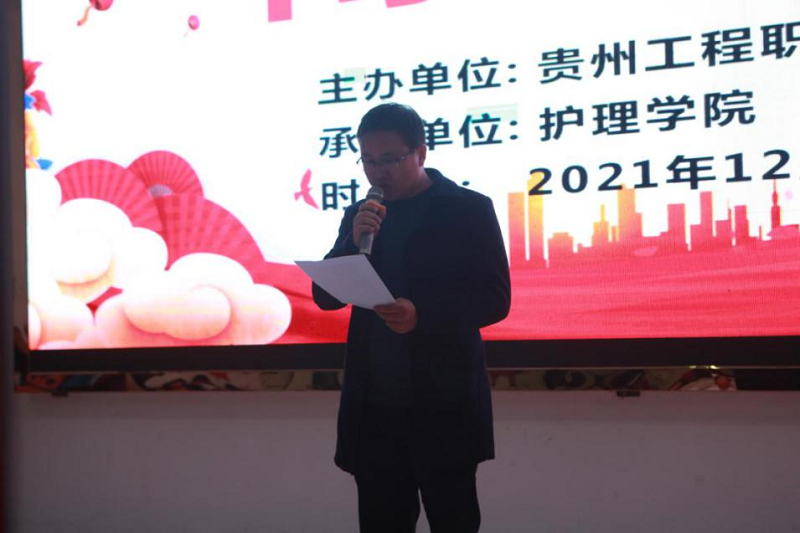 以礼仪风采 塑天使情怀 ---mk体育(中国)官方网站成功举办第一届护理礼仪大赛(图10) 以礼仪风采 塑天使情怀 ---mk体育(中国)官方网站成功举办第一届护理礼仪大赛(图10)