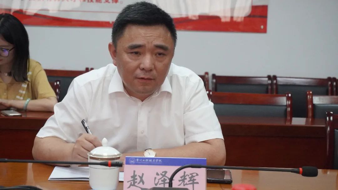 铜仁市政协到mk体育(中国)官方网站开展“走访委员企业、服务市场主体”调研活动(图4) 铜仁市政协到mk体育(中国)官方网站开展“走访委员企业、服务市场主体”调研活动(图4)