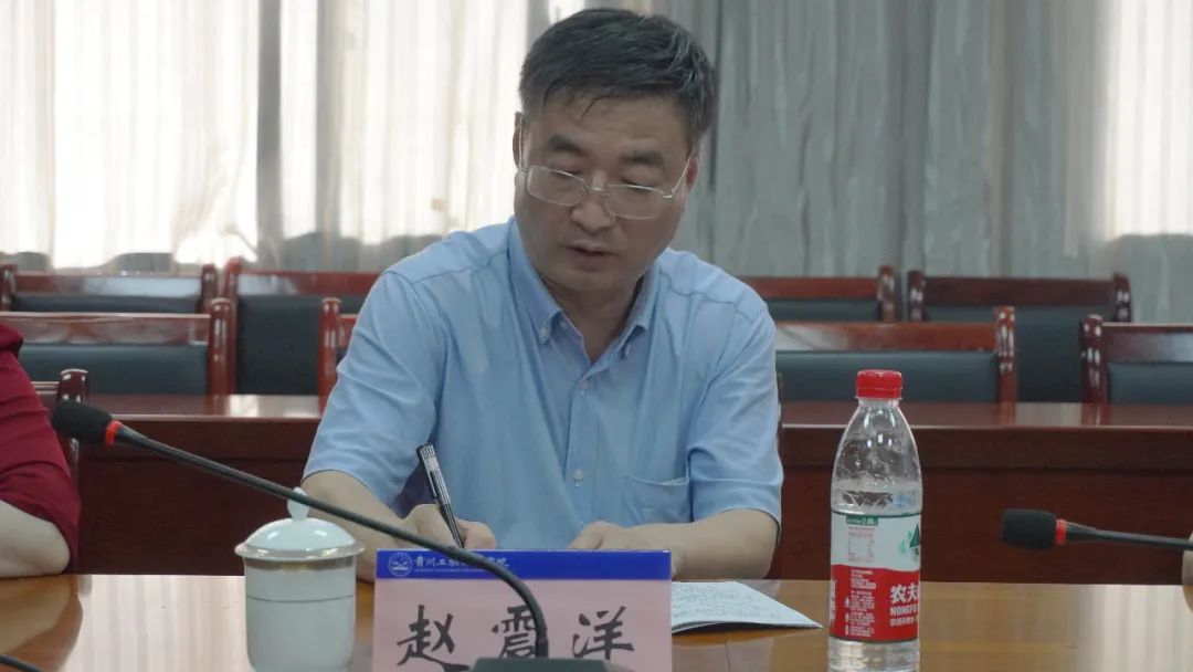 铜仁市政协到mk体育(中国)官方网站开展“走访委员企业、服务市场主体”调研活动(图6) 铜仁市政协到mk体育(中国)官方网站开展“走访委员企业、服务市场主体”调研活动(图6)