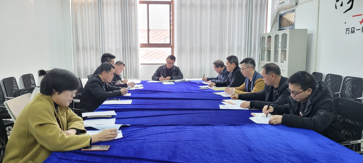 装备制造与信息技术学院教师党支部召开2022年度组织生活会和民主评议会议(图1) 装备制造与信息技术学院教师党支部召开2022年度组织生活会和民主评议会议(图1)