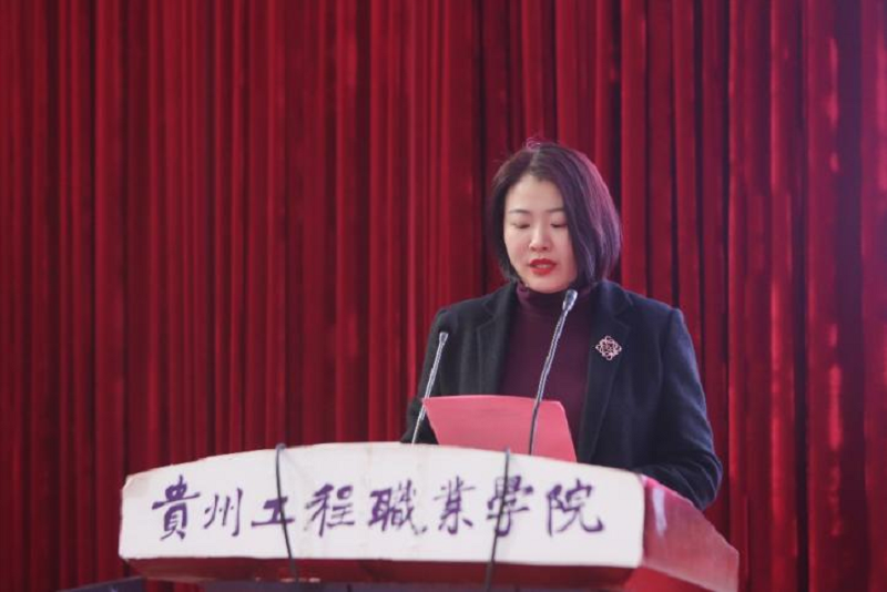 创新协同·奋竞于春-mk体育(中国)官方网站第六届护理技能大赛圆满举办(图2) 创新协同·奋竞于春-mk体育(中国)官方网站第六届护理技能大赛圆满举办(图2)