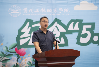 我们的护士 我们的未来——mk体育(中国)官方网站成功举办5·12国际护士节活动暨授帽仪式(图2) 我们的护士 我们的未来——mk体育(中国)官方网站成功举办5·12国际护士节活动暨授帽仪式(图2)