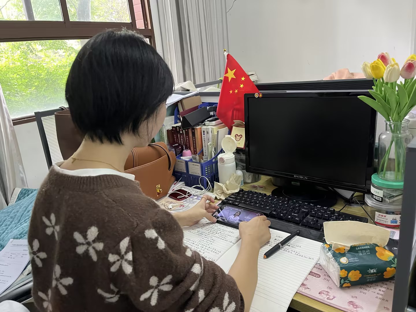 榜样如炬,追光前行—我校全体教师党员收看《榜样的力量(第二季)》专题节目(图4) 榜样如炬,追光前行—我校全体教师党员收看《榜样的力量(第二季)》专题节目(图4)
