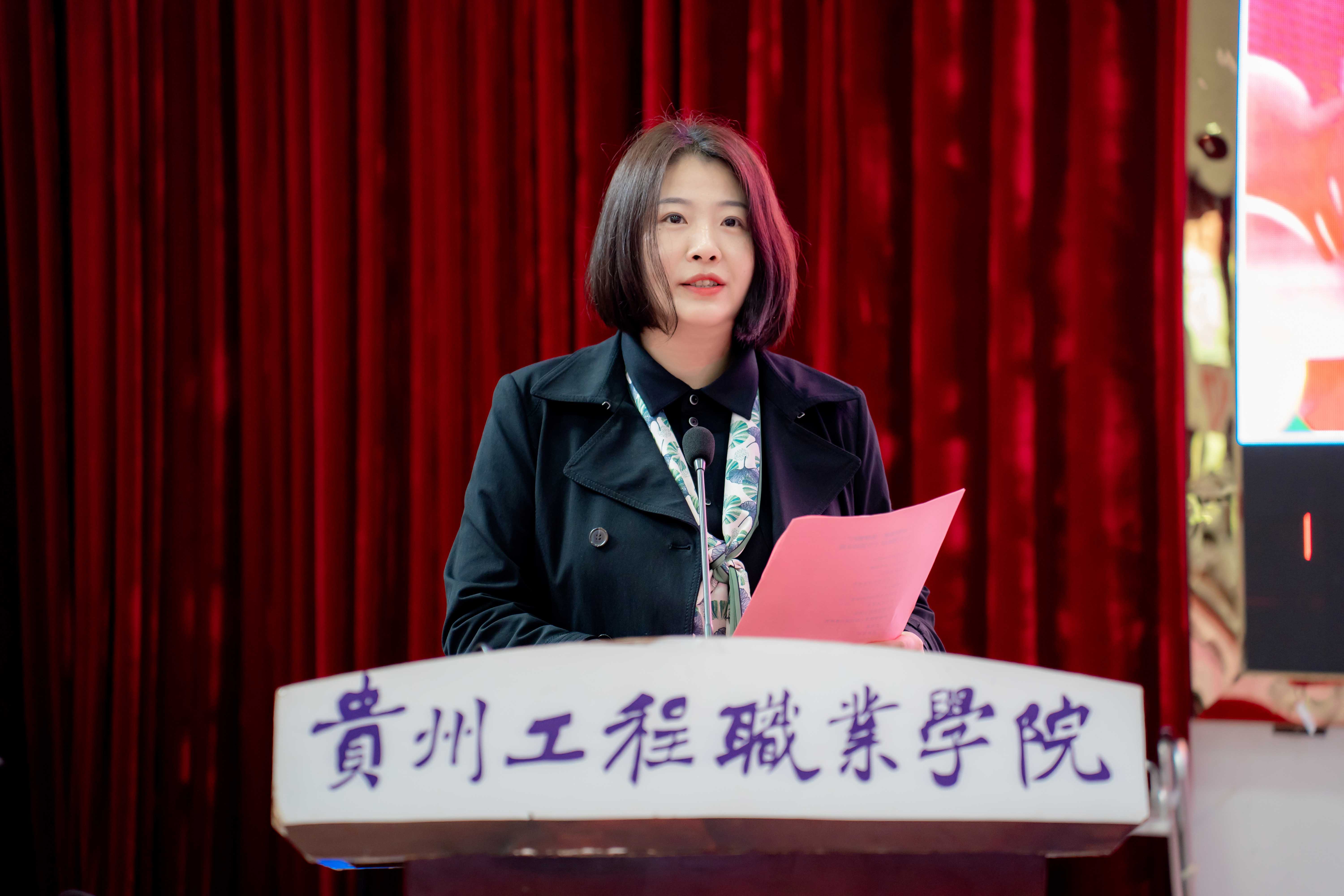 护佑健康,逐梦前行——mk体育(中国)官方网站成功举办5·12国际护士节活动暨授帽仪式(图3) 护佑健康,逐梦前行——mk体育(中国)官方网站成功举办5·12国际护士节活动暨授帽仪式(图3)