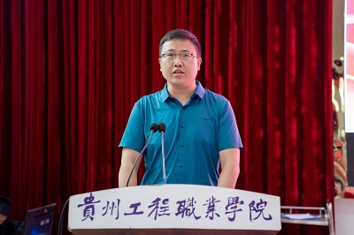 护佑健康,逐梦前行——mk体育(中国)官方网站成功举办5·12国际护士节活动暨授帽仪式(图2) 护佑健康,逐梦前行——mk体育(中国)官方网站成功举办5·12国际护士节活动暨授帽仪式(图2)