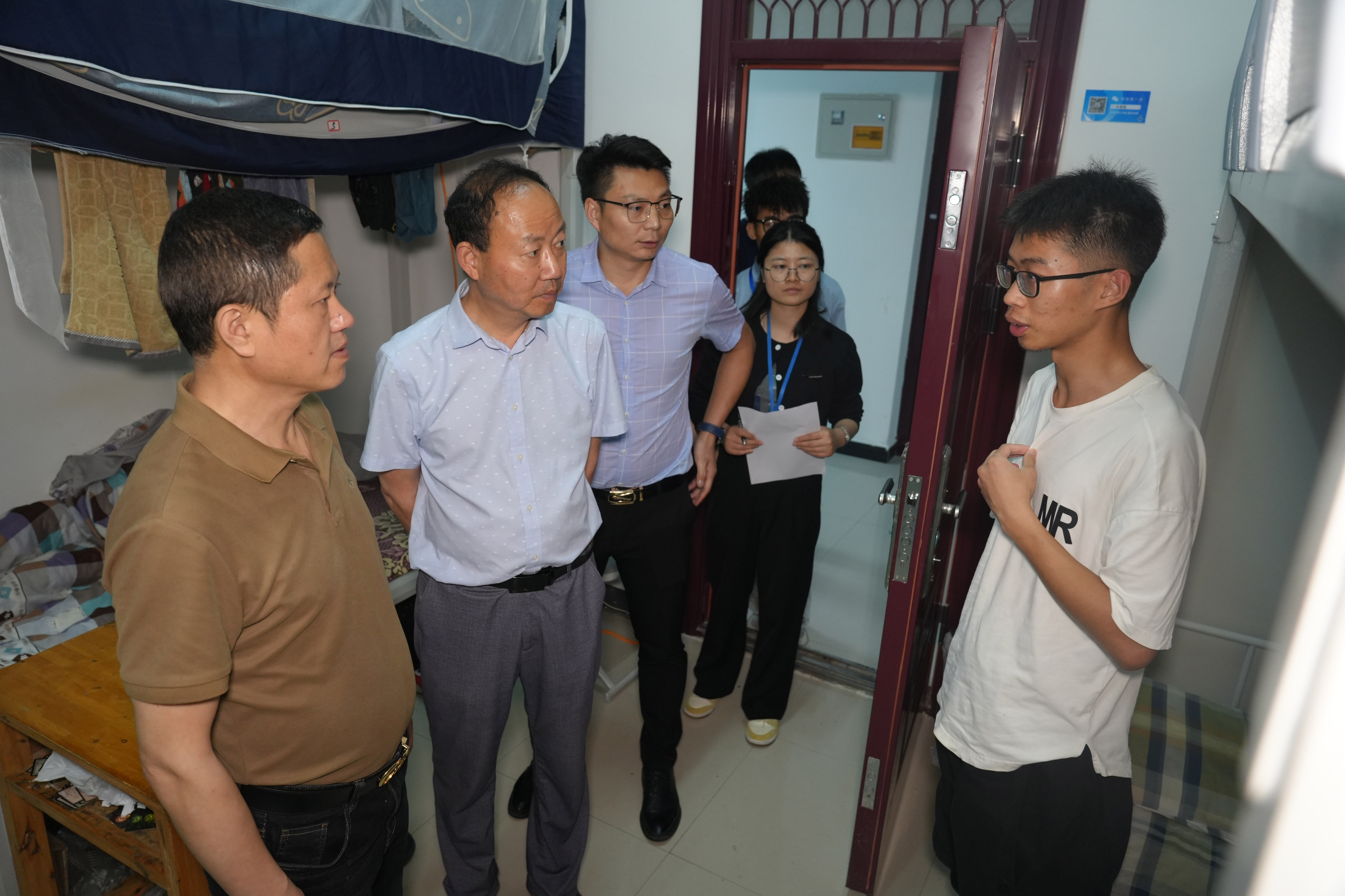 装备制造与信息技术学院开展学生寝室安全大排查(图3) 装备制造与信息技术学院开展学生寝室安全大排查(图3)