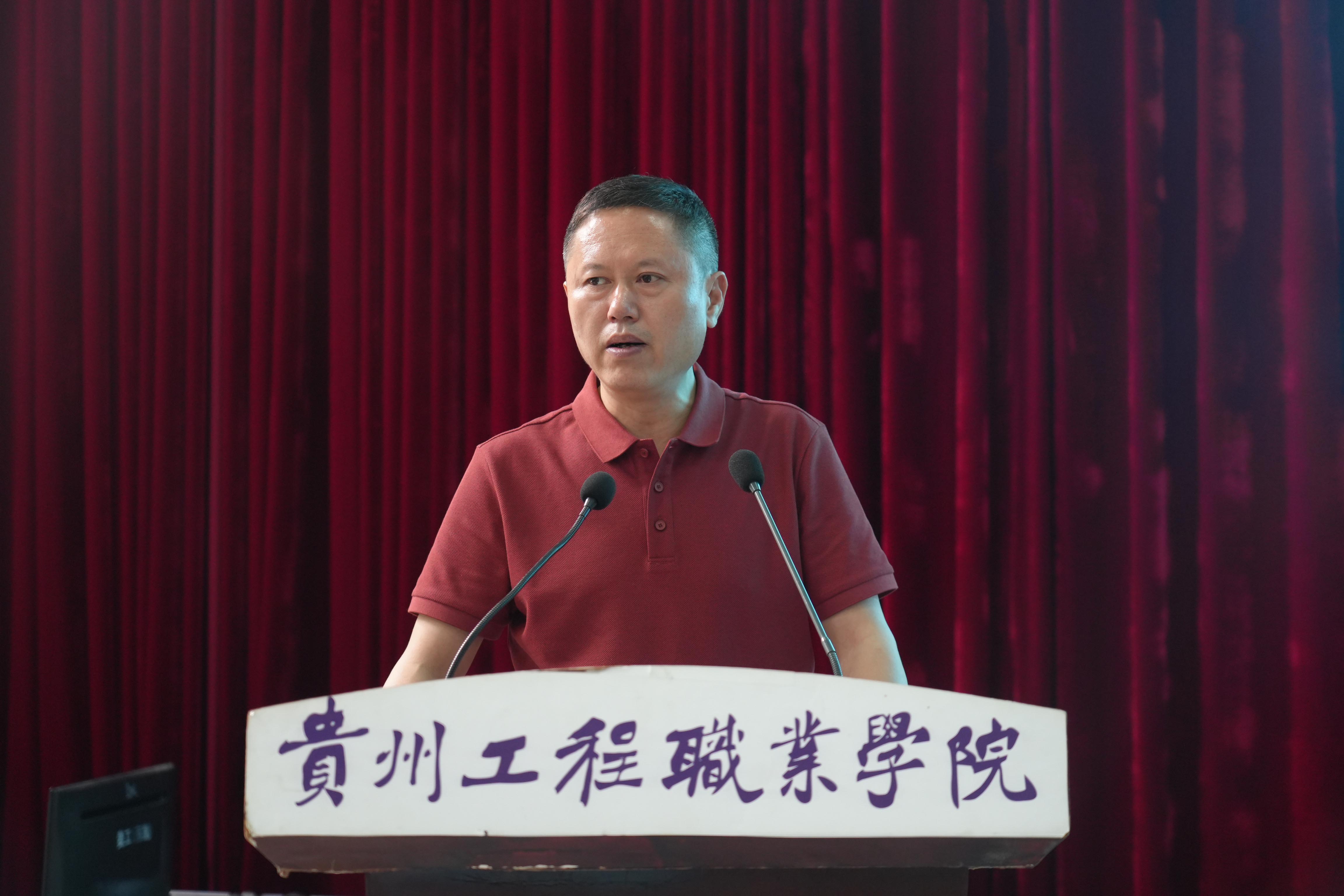 凝聚青春力量,砥砺使命担当(图12) 凝聚青春力量,砥砺使命担当(图12)