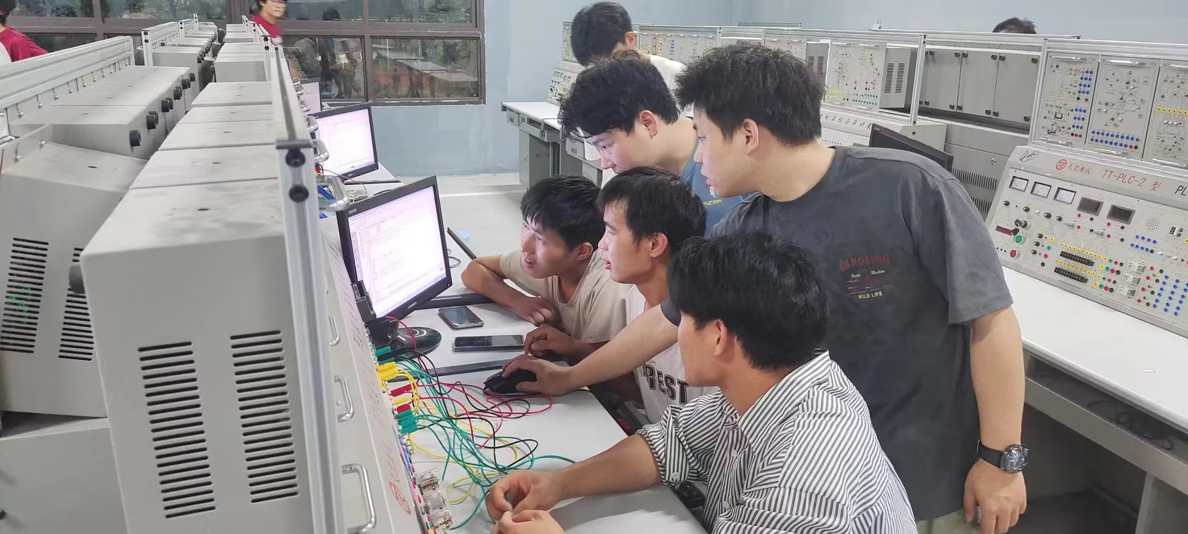 装备制造与信息技术学院启动高级技能等级认定考前培训(图4) 装备制造与信息技术学院启动高级技能等级认定考前培训(图4)
