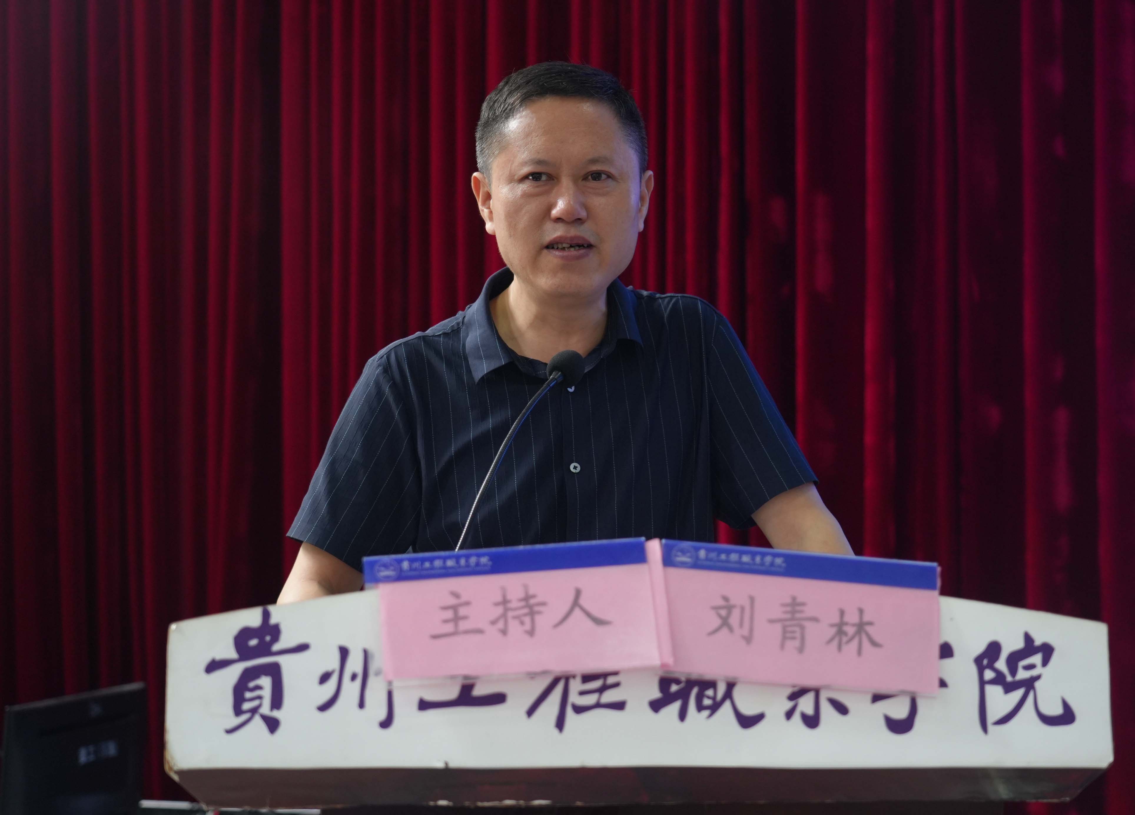 装备制造与信息技术学院与百智云公司共谋校企合作新篇章(图2) 装备制造与信息技术学院与百智云公司共谋校企合作新篇章(图2)