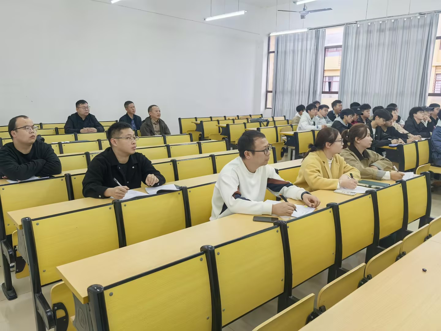 匠心筑梦 课韵流芳 ——我校开展示范课活动(图2) 匠心筑梦 课韵流芳 ——我校开展示范课活动(图2)