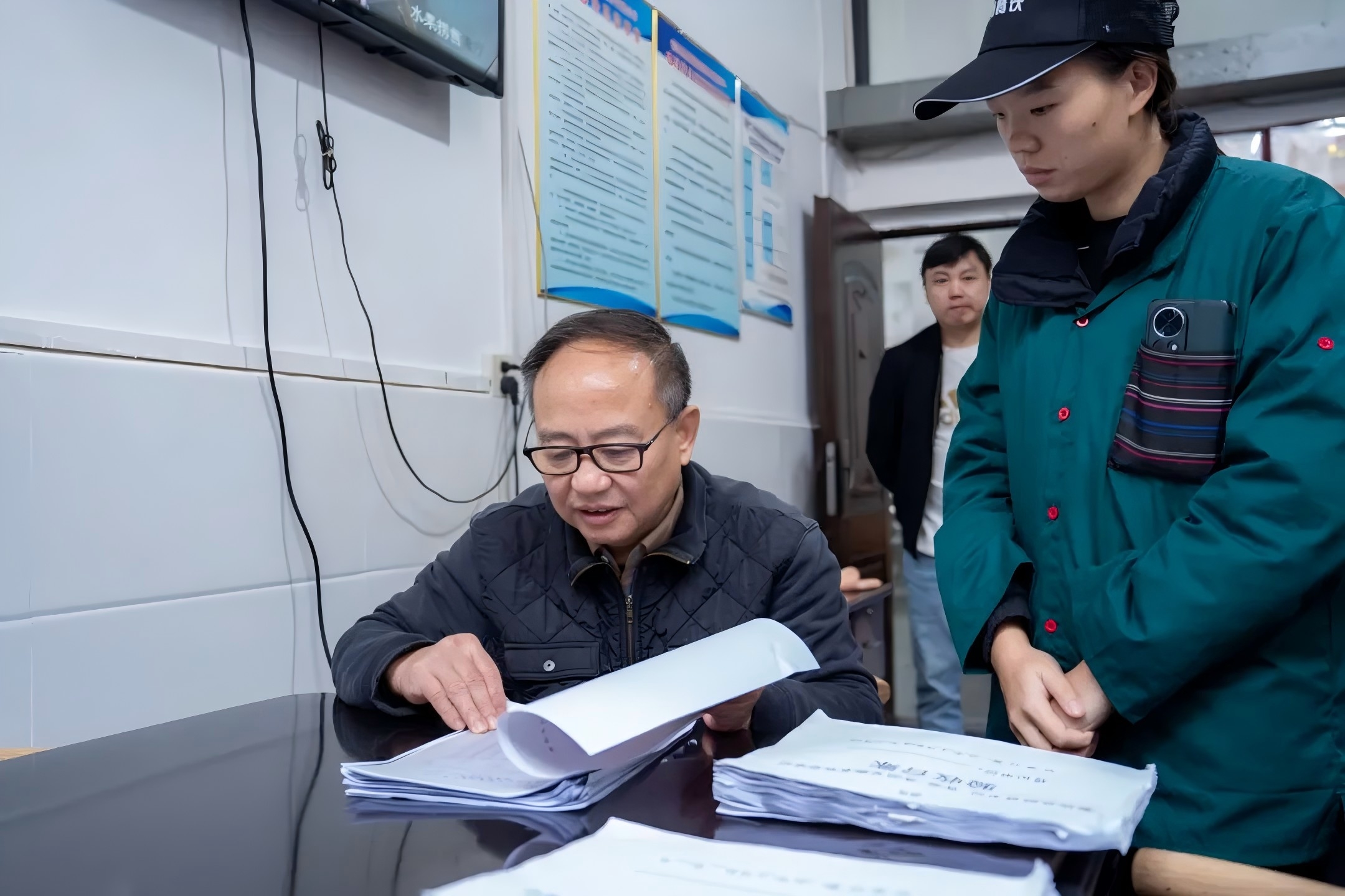 mk体育(中国)官方网站开展食品安全卫生检查(图1) mk体育(中国)官方网站开展食品安全卫生检查(图1)