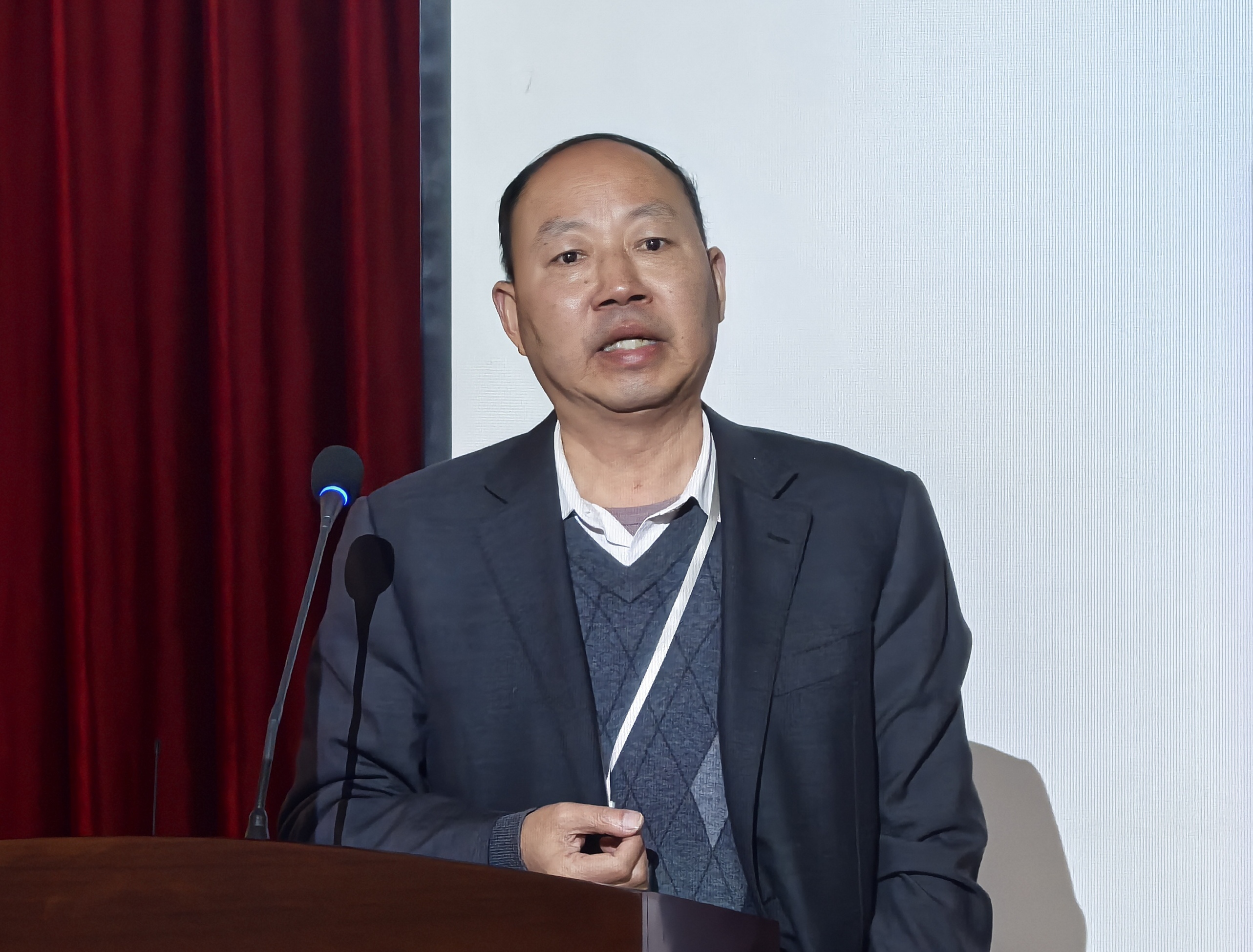 装备制造与信息技术学院举办 辅导员“说主题班会”竞赛活动(图11) 装备制造与信息技术学院举办 辅导员“说主题班会”竞赛活动(图11)