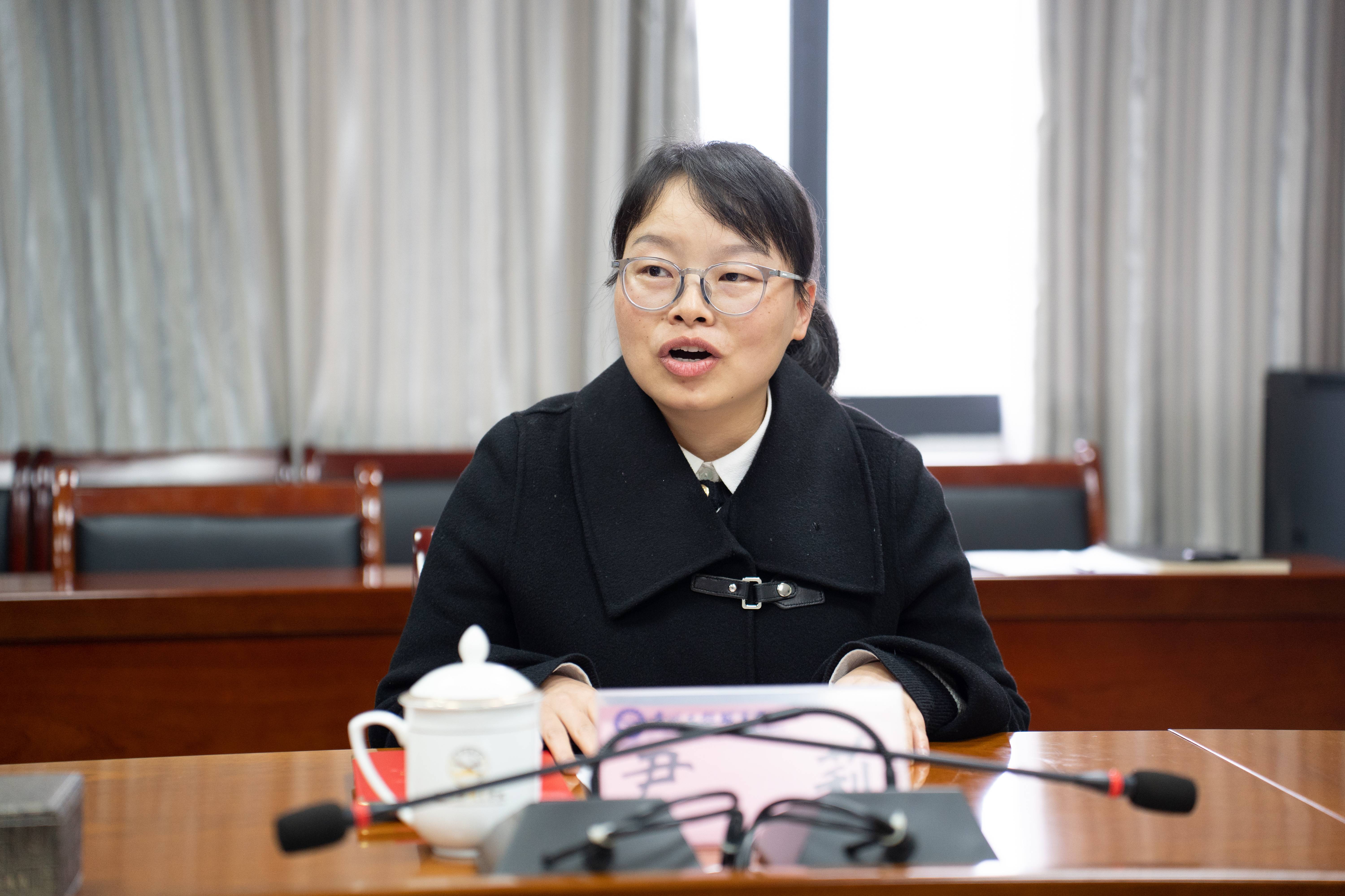 多元融合 共育英才丨我校举行外聘教师聘用仪式暨外聘教师座谈会(图5) 多元融合 共育英才丨我校举行外聘教师聘用仪式暨外聘教师座谈会(图5)